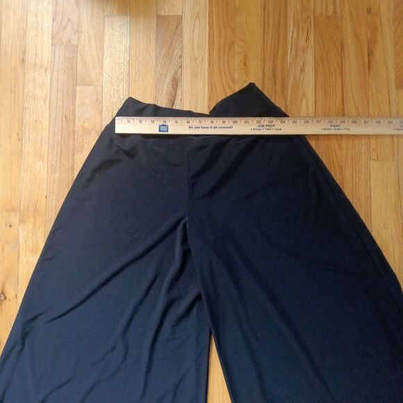 Cabi Pants Womens Medium Black Wide Leg Cropped Pull On M Mid Rise flowy - Picture 3 of 6